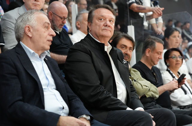 Beşiktaş Başkanı Hasan Arat, yeni teknik direktör için tarih verdi
